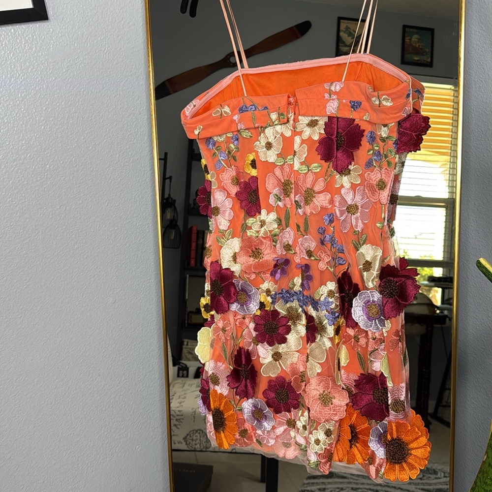 Don't Go Missing Me Orange Floral Applique Cocktail Dress NWT - Picture 4 of 5